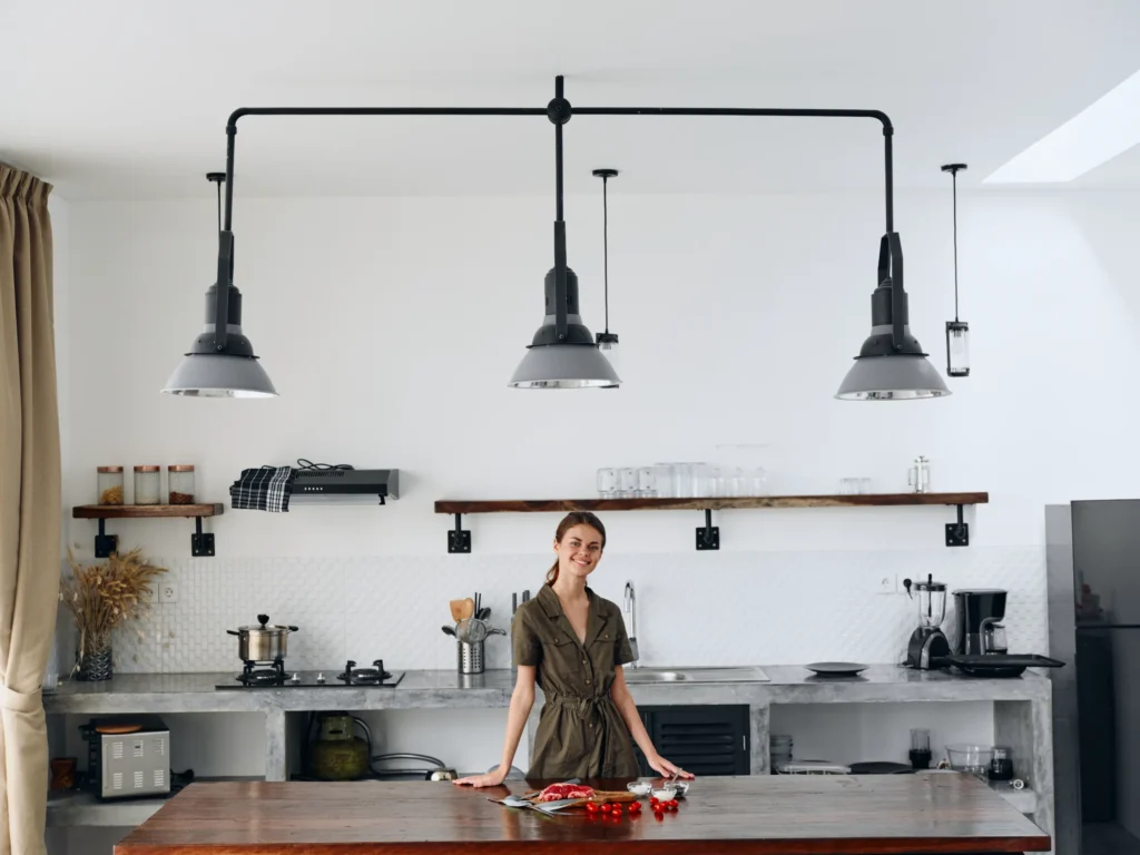 suspension industrielle dans une cuisine