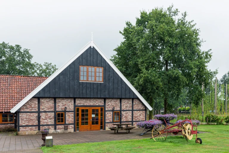 une vieille grange rénovée